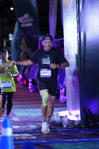 BIB: 4488, 4892
                            <button type="button" onclick="openModal(26222890)" class="btn btn-primary btn-sm float-right btn-popup" data-toggle="modal" data-target=".modal-high-quality">
                        <i class="fas fa-shopping-cart"></i> Add to Cart
                    </button>
                                            <button type="button" onclick="isThisMe(26222890, true)" class="btn btn-success btn-sm float-right btn-popup btn-isme hidden" data-toggle="tooltip" data-placement="bottom" title="นี่คือรูปของคุณใช่ไหม คลิกที่นี่เพื่อเอาเข้าอัลบั้ม">
                        <i class="fas fa-plus"></i> Add to album
                    </button>
                    <button type="button" onclick="isThisMe(26222890, false)" class="btn btn-warning btn-sm float-right btn-popup btn-isnotme hidden">
                        <i class="fas fa-ban"></i> Remove from album
                    </button>